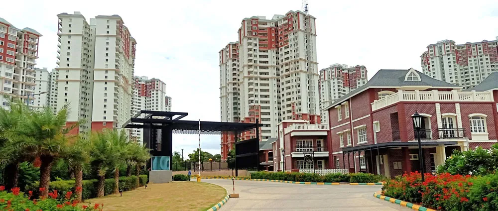 Prestige Lakeside Habitat Apartments