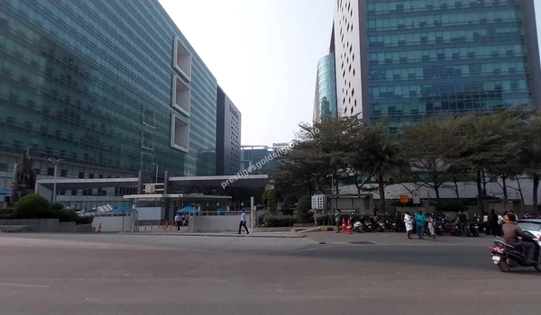 Exterior view of the Deloitte Towers in Gachibowli showcasing the premium corporate neighborhood near Prestige Golden Grove